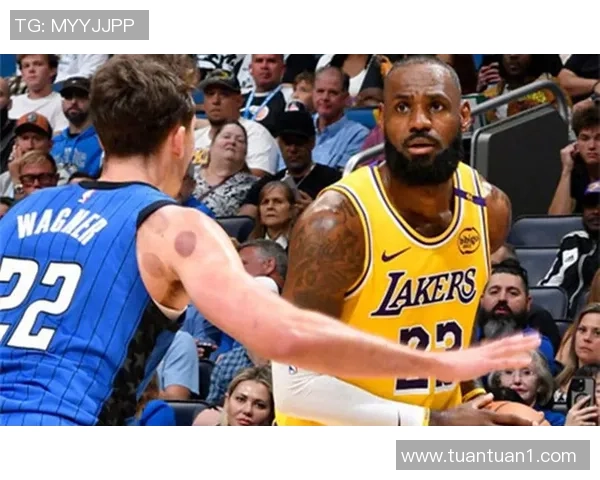 湖人逆转开拓者最后一节精彩对决全场焦点时刻回顾 湖人逆转开拓者最后一节精彩对决全场焦点时刻回顾